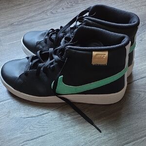 Nike Black and Green High-Tops